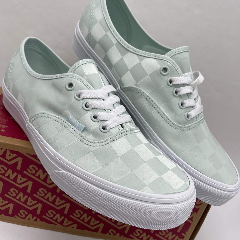 Vans Men’s Authentic
Satin Checkerboard Spa BI Sneakers
VN000D6G887 - Picture 10 of 16